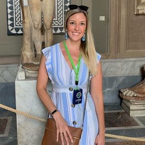 Meet your Posher, Julie